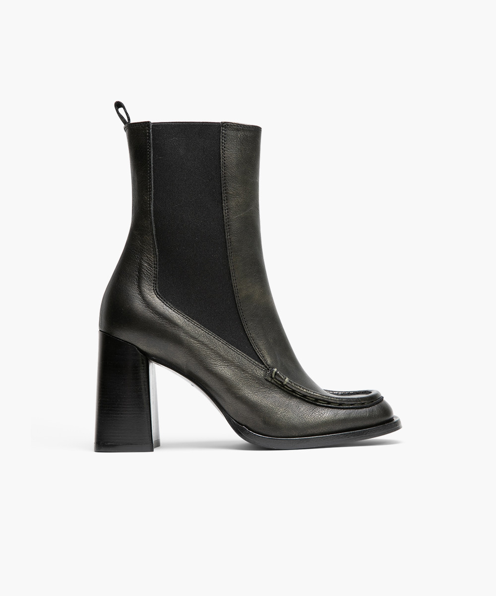 Charcoal chelsea outlet boots