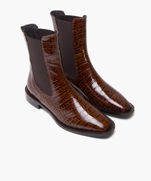 Alligator skin hot sale chelsea boots