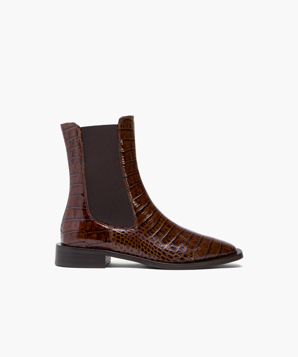 Croc patent chelsea discount boots