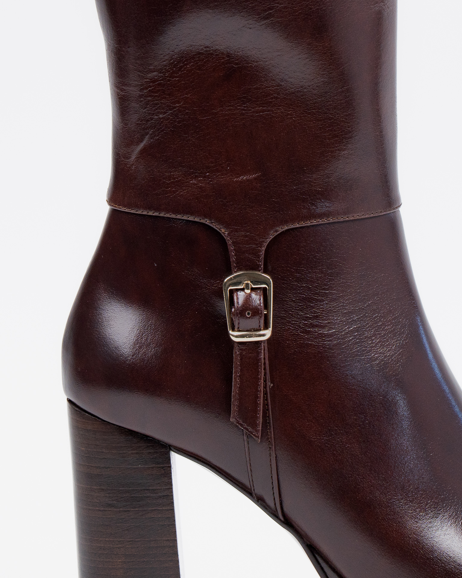 AW_26_WEB-472